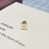 Pendientes de Acero de Titanio con Cierre de Rosca de Oro de 18 Quilates, Tornillos Creativos Pequeños para Cartílago, Elegantes y Versátiles para Mujeres