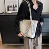 Bolso de Mujer de Alta Calidad y Gran Capacidad 2023 Nuevo Estilo Occidental a la Moda para Viaje, Bolso de Mano Versátil, Bolso Tote de Verano para el Hombro