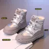 Botas de Neve para Meninas 2026 Inverno Novo Impermeáveis Botas Infantis Sapatos Grandes de Algodão Botas Curtas para Estudantes Crianças Médias e Grandes Sapatos Grandes de Algodão