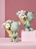 Decoração Criativa para Sala de Estar Feita à Mão Desenho Animado Violento Urso Violento Posição Sentada Flor Arranjo de Flores Aniversário de Alta Qualidade Feito à Mão