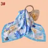 Bufanda Cuadrada Nueva Estilo para Mujer de 70cm con Dulce Estampado Floral, Satén de Seda Gasa Fuente Mayorista Fábrica Bufanda