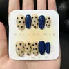 Arte de Uñas Completamente Hecho a Mano, Uñas Cortas de Lunares de Color Contrastante, Estilo Neutro, Favorecedoras, Dulces y Frescas, Uñas Postizas Azules de Nicho
