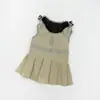 Novo Conjunto de Coleira com Saia Plissada para Passeios ao Ar Livre, Fashion, Fofo, Macio, Confortável, Roupa Ajustável para Pet