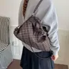 Bolso Retro Patrón 2026 Otoño Invierno Bajo el Brazo Estilo Nuevo Cuadros para Mujer Diagonal Moda Hombro Único Cruzado Sensación de Lujo Ligero Bolso de Nicho