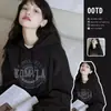 Moletom Branco e Cinza para Mulheres, Primavera e Outono 2025 Novo Fino Estilo Europeu Solto com Capuz Lã Aconchegante Top Versátil Tendência