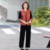 Nuevo Conjunto de Tres Piezas Estilo Chino Otoño en Terciopelo Dorado 2026 Nuevo Estilo Chaleco y Top de Moda para Mujeres de Mediana Edad y Mayores