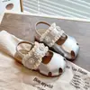 Sandalias de Princesa para Niñas Estilo Ballet con Encaje y Perlas Verano 2026 Modelo Nuevo Zapatos de Playa para Niños Suela Suave Punta Cerrada