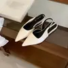 Sandálias Fechadas Estilo Francês Baixas para Mulheres, Novidade Primavera/Verão 2026 Sapatos Mary Jane de Bico Fino com Tira no Tornozelo Baixo Salto