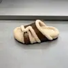 Pantuflas de Algodón con Punta Abierta Hebilla de Moda Otoño/Invierno Pantuflas de Suela Gruesa para Mujer Felpa Lana de Cordero Estilo Coreano Correa Única 2026
