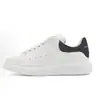 Zapatillas Blancas Mcqueen Puras Originales Putian para Hombres y Mujeres, Zapatillas Casuales Versátiles de Cuero Genuino con Suela Gruesa, Zapatos de Plataforma que Aumentan la Altura, Zapatos Deportivos