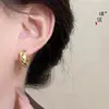 Pendientes de Aro Acolchados Color Oro Arena Mismo Estilo de la Tienda de Oro Puzuo para Mujer, Lujo Accesible y Pendientes Versátiles de Gama Alta para Otoño e Invierno