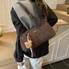 Bolso Grande de Mujer con Acabado de Alta Gama, Textura Vintage, Bolso de Hombro Sencillo, Elegante Bolso de Axila, Bolso de Viaje Moderno y Versátil