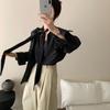 Algunas de las Nuevas Camisas de Algodón Reversibles Elegantes de Estilo Coreano con Cuello en V Holgadas Adelgazantes de Manga Larga para Mujer de la Primavera 2026 Ya Están Disponibles