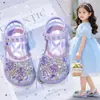 Sandálias Infantis 2026 Novidades de Verão Elsa Princesa Strass Bico Fechado Sola Macia Antiderrapante Sapatos de Praia para Crianças Princesa