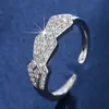 Conjunto de pulsera y anillo de patrón de diamantes retro más vendido transfronterizo, un accesorio elegante y versátil para un look único y a la moda