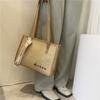Bolsa feminina tecida 2022 nova primavera simples bolsa tote grande capacidade palha tecida feminina Coreia do Sul bonita bolsa transversal