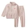 Conjunto de Pijama Espesso com Forro de Lã Outono/Inverno Infantil, Conjunto para Bebê, Conjunto de Roupa de Casa para Meninos e Meninas, Novo Estilo