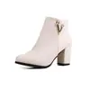 Botas de Cavaleiro Botas Curtas Strass Novo 33 Botas Martin Grossas Botas Europeias e Americanas 202452 Botas de Salto Alto Femininas Comércio Exterior Branco