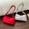 Bolso de mujer de gran capacidad, nuevo bolso de hombro ligero de nailon para el verano 2026, moderno y versátil para la escuela y el trabajo
