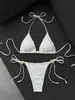 Nuevo Conjunto de Bikini Rosa de Encaje para Mujer 2027, Traje de Baño Triangular con Halter y Atar, Atuendo Sexy para Vacaciones en la Playa