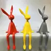 Enfeite de coelho sentado de orelhas compridas, simples e moderno, para sala de estar de casa modelo, armário de TV, decoração de casa fofa e adorável