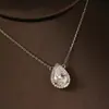 Collar, Pendientes y Cadena para Clavícula de Lujo Ligero de Alta Gama con Forma de Gota de Agua y Completamente Incrustados
