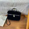 Moda de nicho transfronteiriça bolsa pequena quadrada de pelúcia feminina 2026 nova bolsa de pelo versátil bolsa tiracolo de grande capacidade fofa