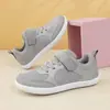 Sapatos Infantis de Bico Largo para Travessia de Fronteira Novos Tênis Esportivos Casuais Meninos Estudantes Cano Baixo Caminhada Sapatos de Meninas Calçados para Exterior Respiráveis