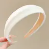 Otoño e invierno, hermosa diadema marrón de ala ancha, diadema esponjosa para lavarse la cara, diadema de tela, accesorios para el cabello de estilo dulce y de lujo ligero