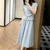 Conjunto de Dos Piezas WZXSK de Moda y Suave Color Azul Claro para Mujer, Camisa de Manga Corta con Cuello Redondo de Verano y Falda de Cintura Alta, Absolutamente Precioso