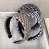 Diadema de Houndstooth Dulce de Gama Alta 2025 Textura de Nicho Popular Blanqueadora Elegante Sencilla y Suave Estilo Coreano Fresco Cabello