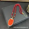 Nova corrente de suéter com escultura e incrustação de totem estilo chinês, apresentando um design de dragão e fênix simbolizando boa sorte, colar de pérolas, um produto único e de nicho de um fabricante oferecendo preços de atacado