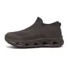 Sapatos transfronteiriços de bico largo, forma larga, tamanho grande, tênis slip-on, sapatos casuais, tênis esportivos respiráveis e absorventes de choque, tênis de corrida da moda para mulheres