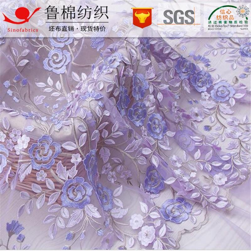 蕾丝绣花数码印花边1.jpg