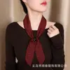 Fita de Chiffon com Contas Artística e Minimalista Adorno Elegante para Pescoço Lenço de Seda Atmosférico Lenço de Pescoço Feminino Geométrico Retrô