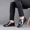 Zapatos de piel para hombre marca Dragonfly, calzado formal de negocios, estilo coreano, piel brillante, punta fina, primavera/verano, estilo británico, slip-on transpirables, zapatos de boda