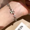 ¡Diamantes Ligeramente Chispeantes! Pulsera de Flor con Piedra Ojo de Gato Incrustada de Diamantes, Exquisita Pulsera de Estilo Coreano con Diseño Único, Joyería de Lujo Ligero para Mujer