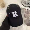 Gorra de Béisbol Estilo Urbano Nicho Retro Bordado de Letras Azules para Mujer, Visera Ancha, Corona Profunda, Sensación de Alta Gama, Gorra de Pico de Pato