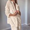 Conjunto de Pijama de Invierno Nuevo de Moda Transfronterizo Europeo y Americano, Cálido, de Terciopelo Dorado, Cómodo, de Manga Larga y Pantalón Largo para Mujer