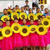 Simulación del Día de Abril Danza de Girasoles Accesorios Girasol con Palo Girasol Falso Juegos Actuación con Accesorios Flores en la Mano