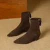 Botas Elegantes Ajustadas Negras de Tacón de Cuña y Punta Fina, Nuevas Botas de Moda Versátiles para Viajes Otoño/Invierno, Gamuza, Cremallera Trasera, Adelgazantes