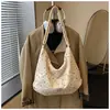 Bolsa Tote Texturizada Simples Estilo Novo Inverno 2025, Bolsa Casual Fashion com Personalidade, Bolsa de Ombro Transversal Feminina de Nicho