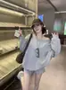 Sudadera Gris Descubierta para Mujer 2026 Nueva Tendencia Primavera y Otoño Estilo Coreano Chic para Figuras Pequeñas, Top de Manga Larga con Hombros al Descubierto
