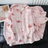 Pijama Estilo Niña Oso Postre Rosa Pastel Primavera y Otoño Nuevo Conjunto de Dos Piezas Manga Larga Pantalón Largo Ropa para Dormir para Estudiantes y Hogar