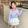 Camisa de Rayas con Dibujos y Cuello Rosa Estilo Coreano para Niñas Primavera Otoño 2026 Nueva Moda Infantil Top Elegante para Niñas Pequeñas