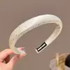 Diadema con Diseño de Corona Alta para Hacer que el Rostro Parezca Más Pequeño, Lujo Ligero, Antideslizante, Tejido, Patrón de Cuadros y Lunares, Sensación de Alta Gama para Adultos y Mujeres Jóvenes