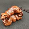 Tallado en madera de pera Huanghua de Laos, venta al por mayor de Myanmar Huali, artesanías talladas con mango, adornos de juego Pixiu Wen de secuoya
