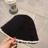 Sombrero de Pescador Cálido Invierno Sombrero Negro para Mujeres Bloqueo de Color ins Protección para los Oídos Sombrero de Cubo Felpa Adicional Otoño e Invierno Sombrero de Punto Venta al por Mayor