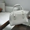 Bolso de Mano Grande de Cuero de Vaca Imitación Grano de Ciervo, Lujo Minimalista, Serie IndiaRow Hecho a Mano, Importado