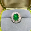 Venta Directa de Fábrica de un Deslumbrante Anillo de Ópalo Verde con una Piedra Principal de 8*10 mm, Finamente Elaborado con Plata S925